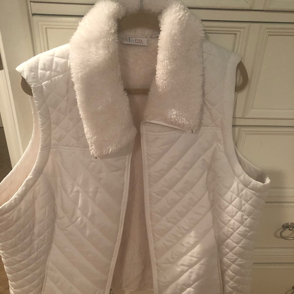 D & Company vest